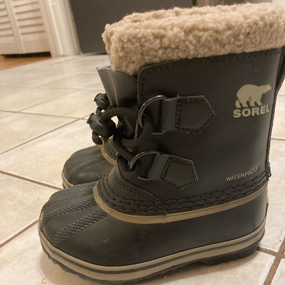 Toddler Size 8 Sorel Boots- used like new